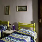 Bed and breakfast Domus Aurea 4*