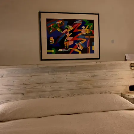 Domus Aurea 4* Салуццо