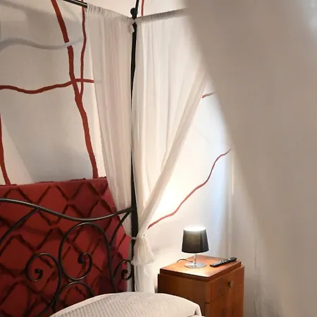 Domus Aurea Bed & Breakfast Saluzzo