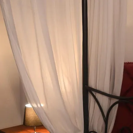 Bed & Breakfast Domus Aurea 3*