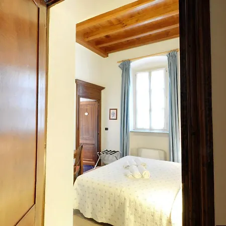 Bed & Breakfast Domus Aurea