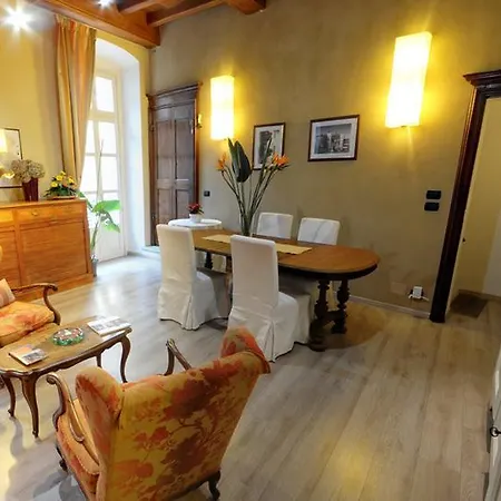 Domus Aurea Bed & Breakfast