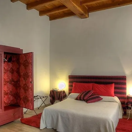 Domus Aurea 4* Салуццо